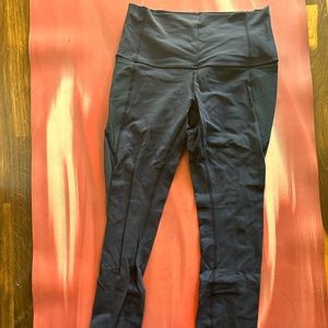 **special edition Wunder Under with Sheer paneling and pockets color: inkwell